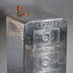 Aluminium Ladekastje -WOOOD Verkoopwinkel aluminium ladekastje witold lavis 06