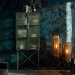 Ribbelglas Vitrinekast