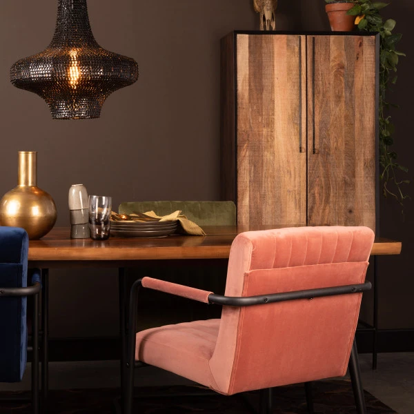 Houten Kast Op Hoge Poten 5 Houten Kast Op Hoge Poten - Afbeelding 3