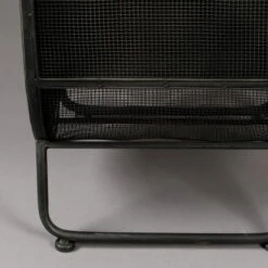 Vitrinekast Ovaal Zwart Staal 19 Vitrinekast Ovaal Zwart Staal -WOOOD Verkoopwinkel dutchbone oval ovale vitrine zwart metaal 09