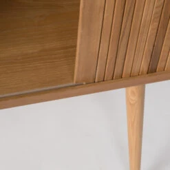 Zuiver Houten Design Wandkast -WOOOD Verkoopwinkel houten wandkast zuiver barbier 08