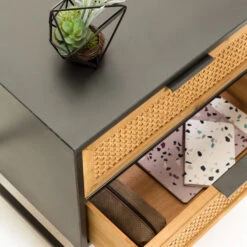 Zwart Nachtkastje Met Webbing -WOOOD Verkoopwinkel kave home kyoko zwart nachtkastje met webbing 05