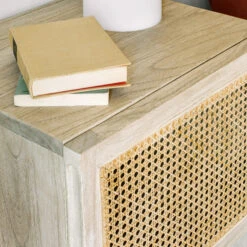 Rotan Webbing Nachtkastje -WOOOD Verkoopwinkel kave home rexit rotan webbing nachtkastje 09
