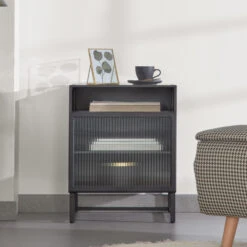 Zwart Nachtkastje Ribbelglas -WOOOD Verkoopwinkel kave home trixie zwart nachtkastje ribbelglas 03