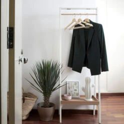 Moderne Kapstok Met Roede -WOOOD Verkoopwinkel laforma belgrad moderne kapstok met roede 06