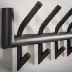 Moderne Wandkapstok Antraciet 9 Moderne Wandkapstok Antraciet -WOOOD Verkoopwinkel moderne wandkapstok antraciet tubo santa 03