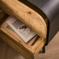 Nachtkastje Met 2 Mangohouten Lades -WOOOD Verkoopwinkel nachtkastje met 2 mangohouten lades carve giani 03