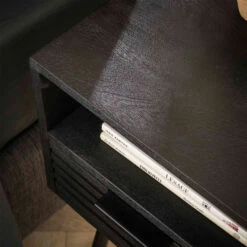 Nachtkastje Zwart Mangohout -WOOOD Verkoopwinkel nachtkastje zwart mangohout marina giani 04