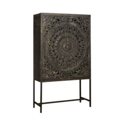 Zwarte Wandkast Snijwerk