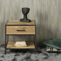 Tafeltje Gerookt Eiken -WOOOD Verkoopwinkel tower living luna bijzettafel gerookt eiken vierkant 02