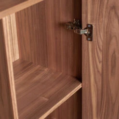 VTwonen Kast Van Noten Hout -WOOOD Verkoopwinkel vtwonen bookazine kast van noten hout 6