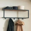Kapstok Zwart Staal Met Houten Plank -WOOOD Verkoopwinkel wandkapstok staal met houten plank ognam lumz home 1
